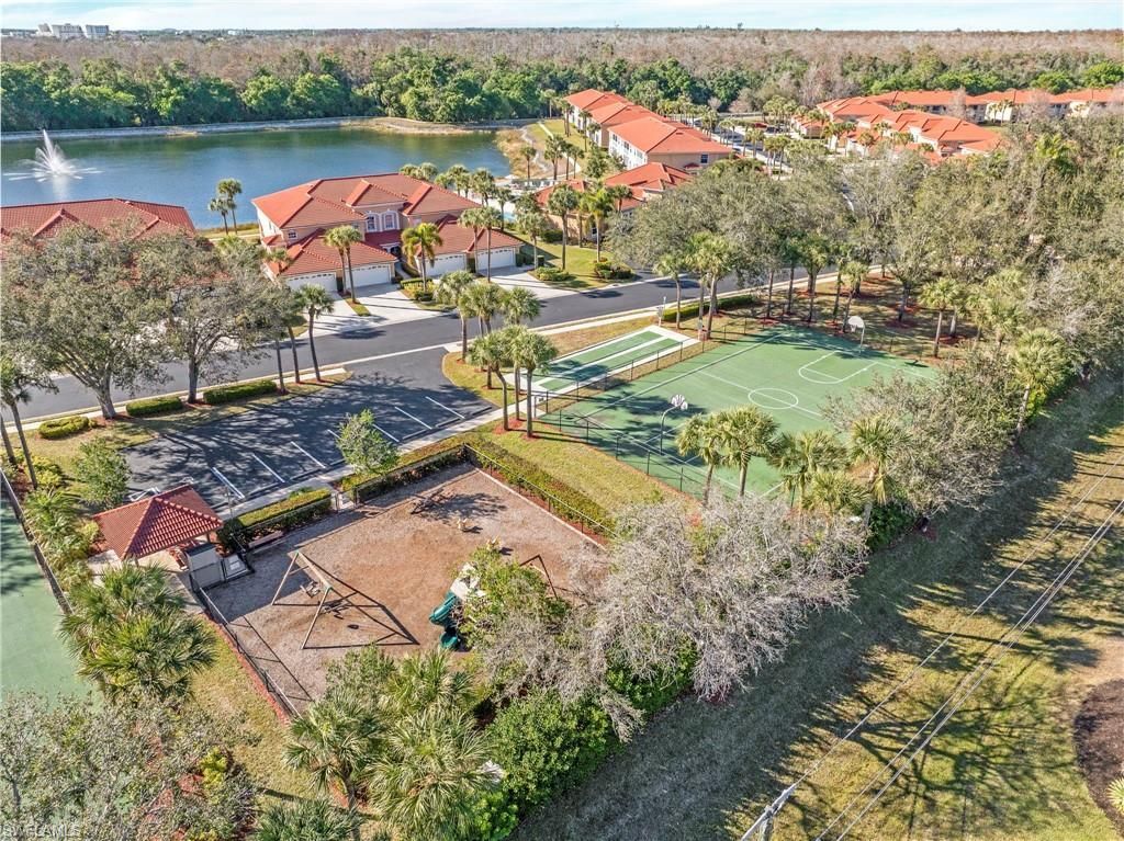 14080 Eagle Ridge Lakes Dr, Unit 201, Fort Myers, FL 33912 Photo