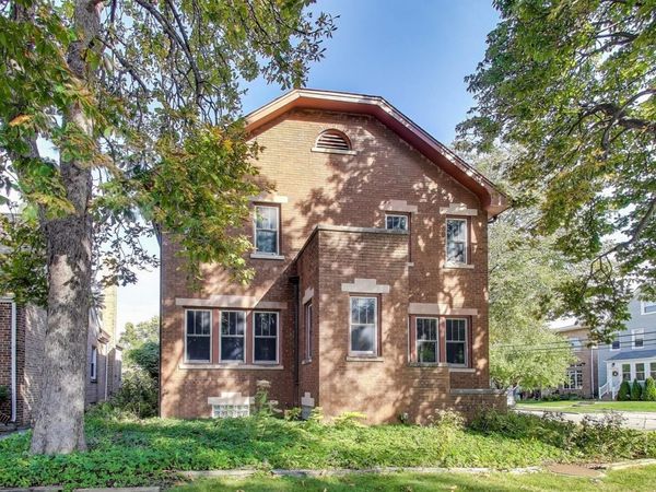 8128 Laramie Avenue, Skokie, IL 60077