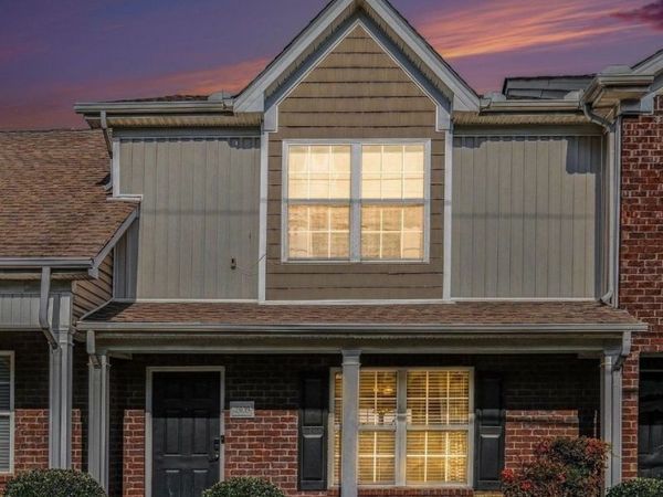 2039 George Buchanan Dr, La Vergne, TN 37086