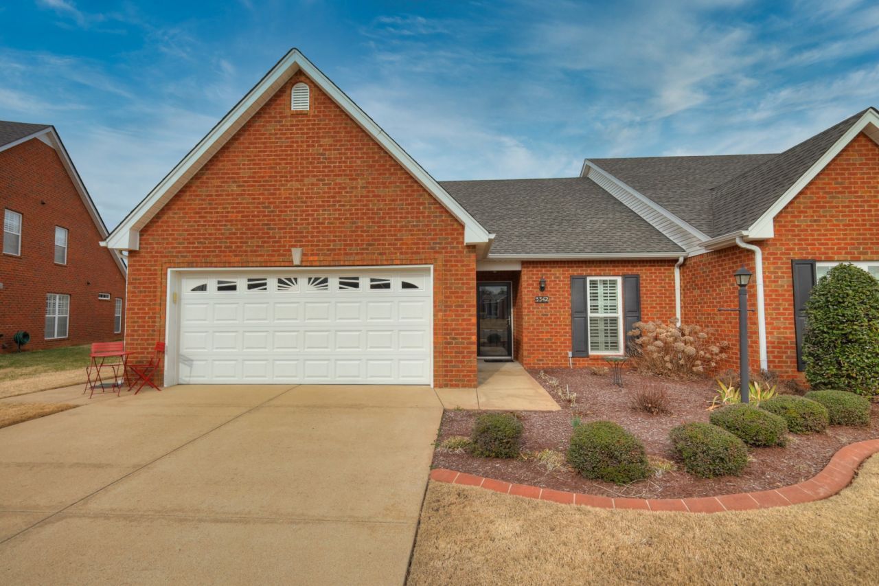 3342 Berryside Dr, Murfreesboro, TN 37128 Main Photo