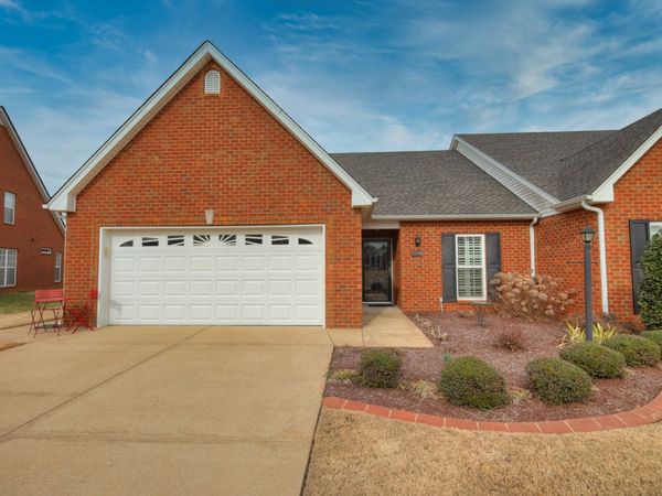 3342 Berryside Dr, Murfreesboro, TN 37128