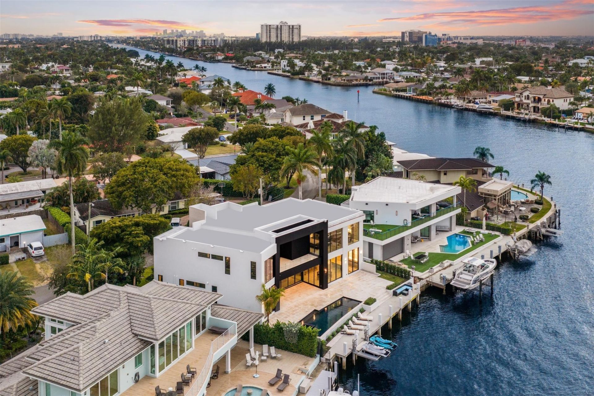 1371 W Terra Mar Dr, Lauderdale by the Sea, FL 33062 Photo