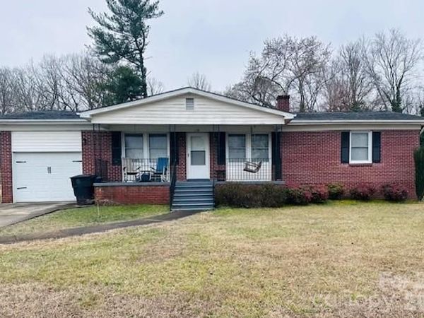 138 Longview Drive, Forest City, NC 28043