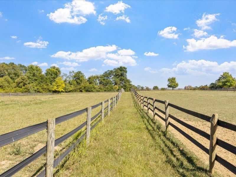 7233 National Road SE, Thornville, OH 43076 Photo 29