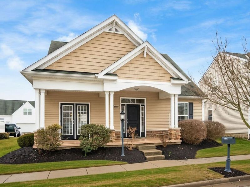 6807 Bigerton Bend, Canal Winchester, OH 43110 Photo 3