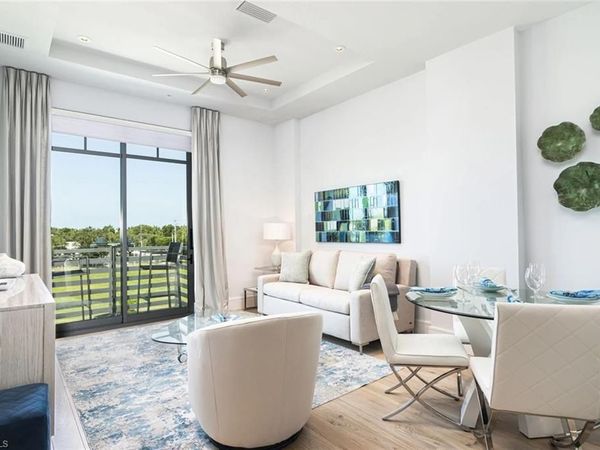 101 8th ST S, Unit 308, NAPLES, FL 34102