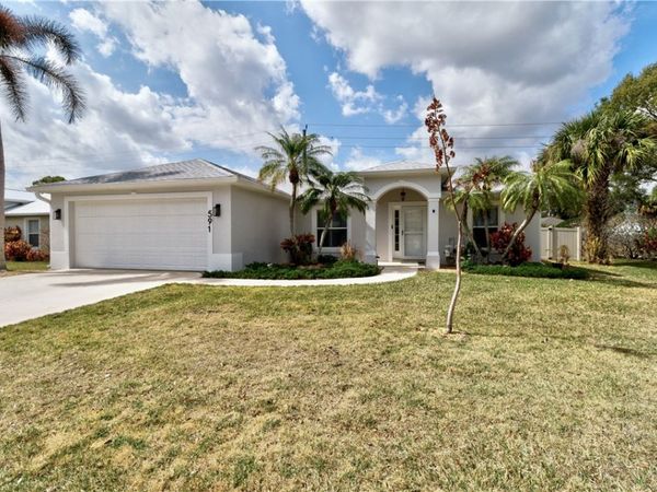 591 High Hawk Circle, Vero Beach, FL 32962