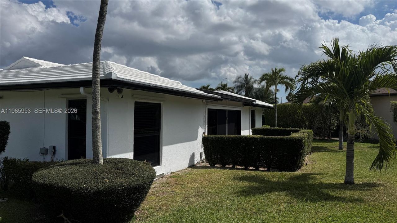 4905 Bayberry Ln , Tamarac, FL 33319 Photo