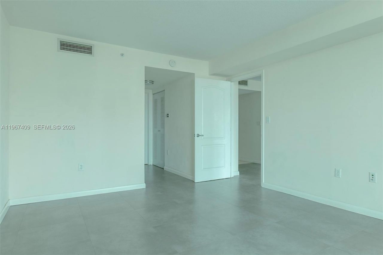 2101 Brickell Ave , Unit 2103, Miami, FL 33129 Photo