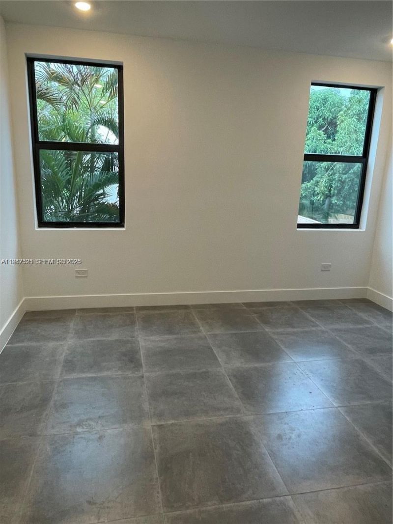 2737 SW 2nd St, Unit 1, Miami, FL 33135 Photo