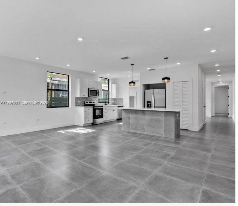 2737 SW 2nd St, Unit 1, Miami, FL 33135 Photo