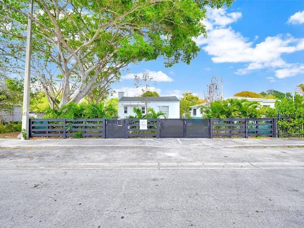 503 NW 47th St, Miami, FL 33127