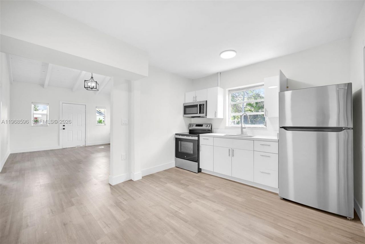 503 NW 47th St, Miami, FL 33127 Photo