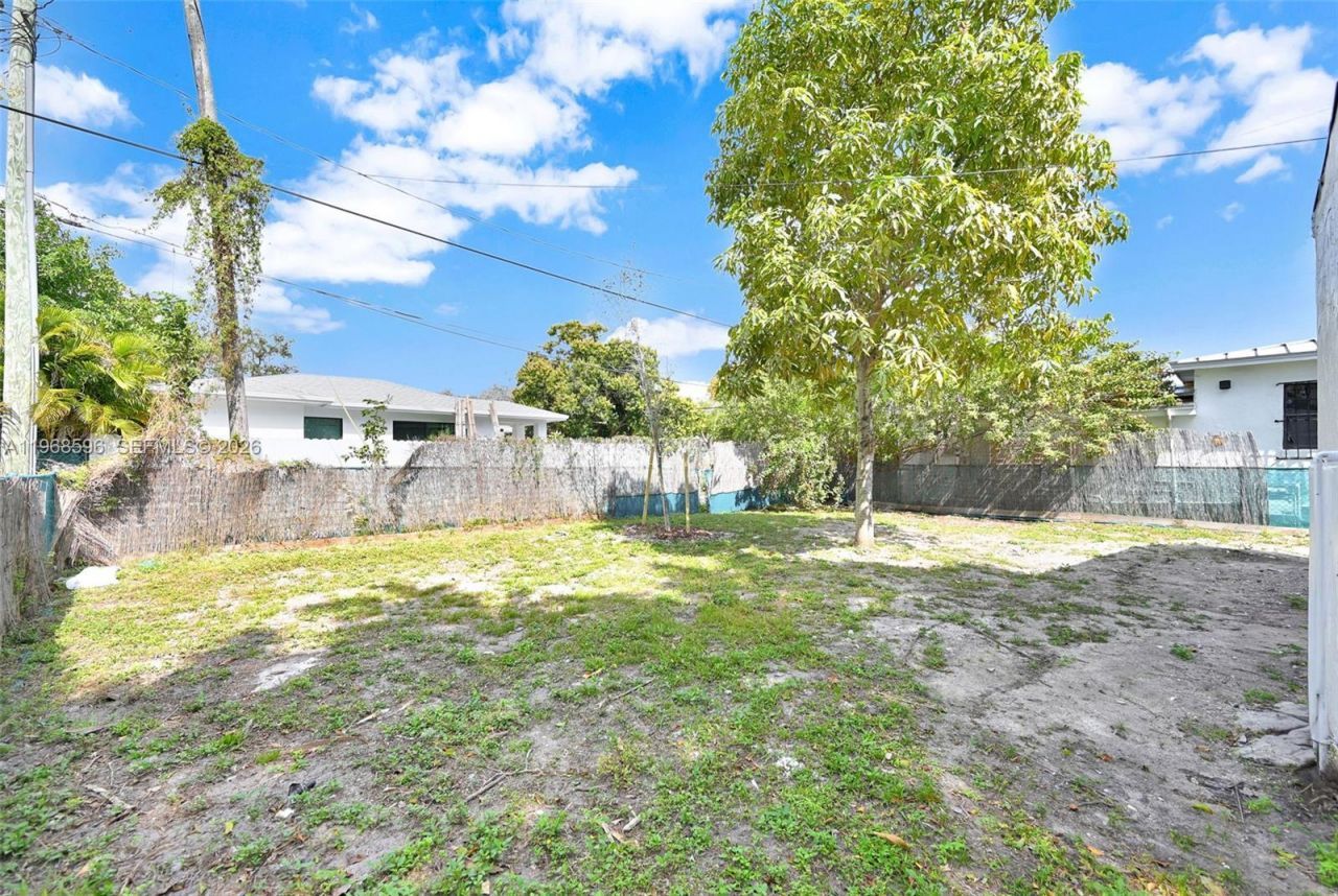 503 NW 47th St, Miami, FL 33127 Photo