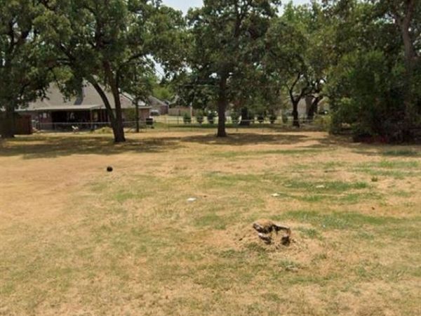115 Vaughn Lane , Quinlan, TX 75474