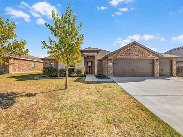 6520 Boot Jack Drive, Burleson, TX 76058