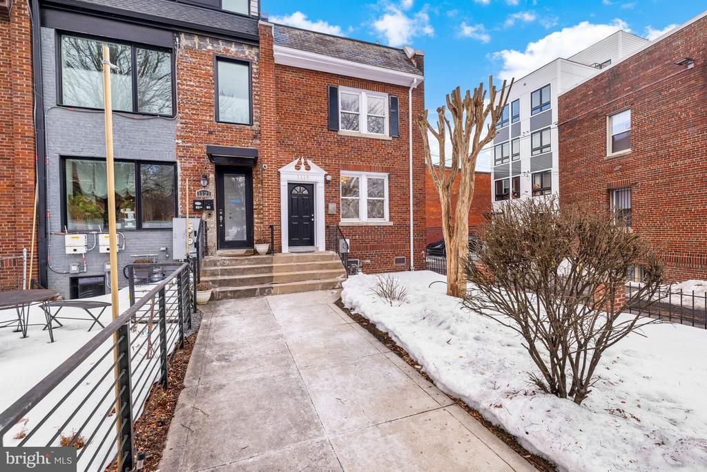 1119 West Virginia Avenue Ne, Washington, DC 20002 Main Photo