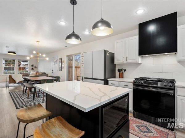 2624 S Virginia Ave, Boise, ID 83705