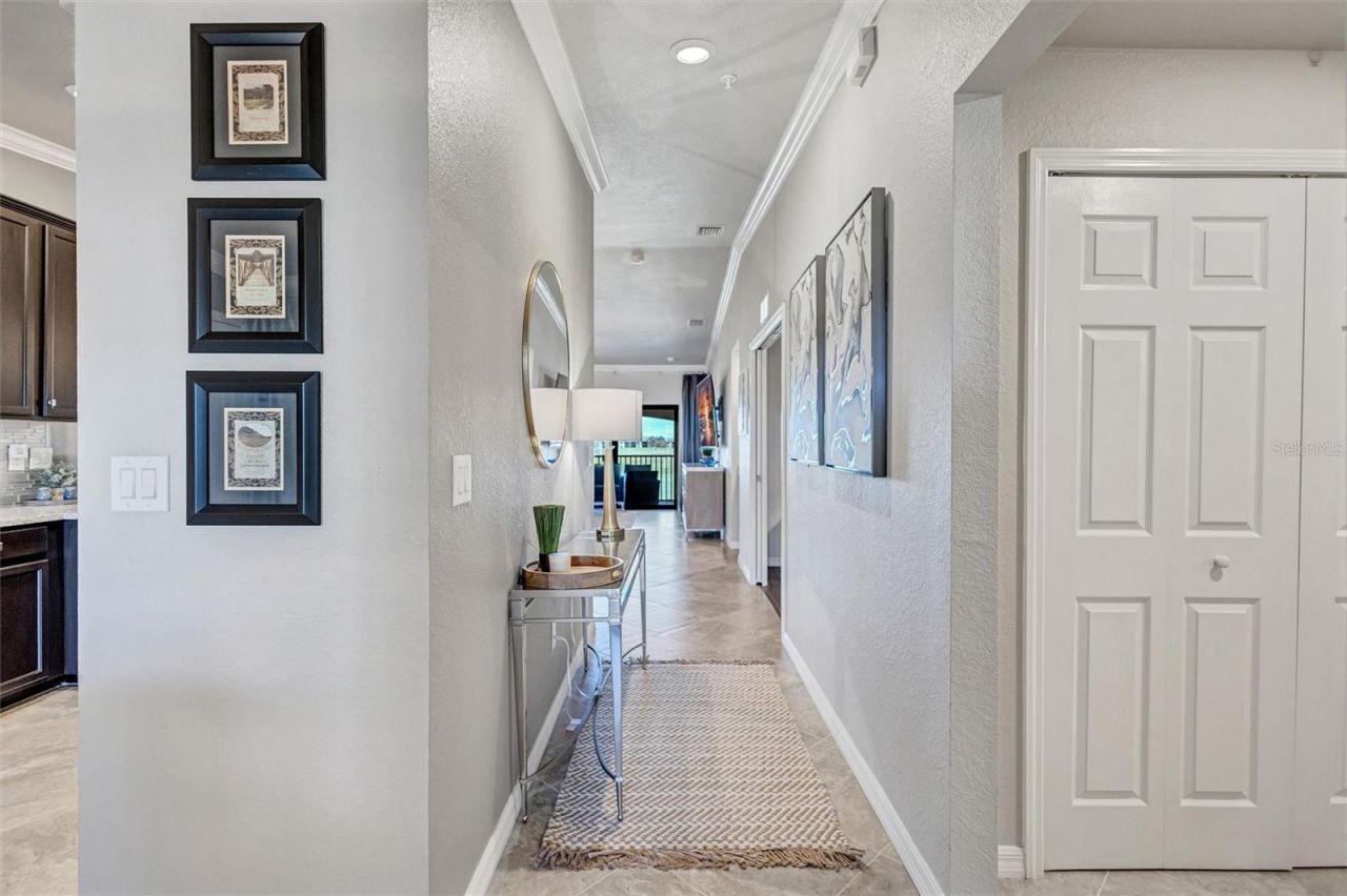 5548 Palmer Circle, Unit 205, Bradenton, FL 34211 Photo