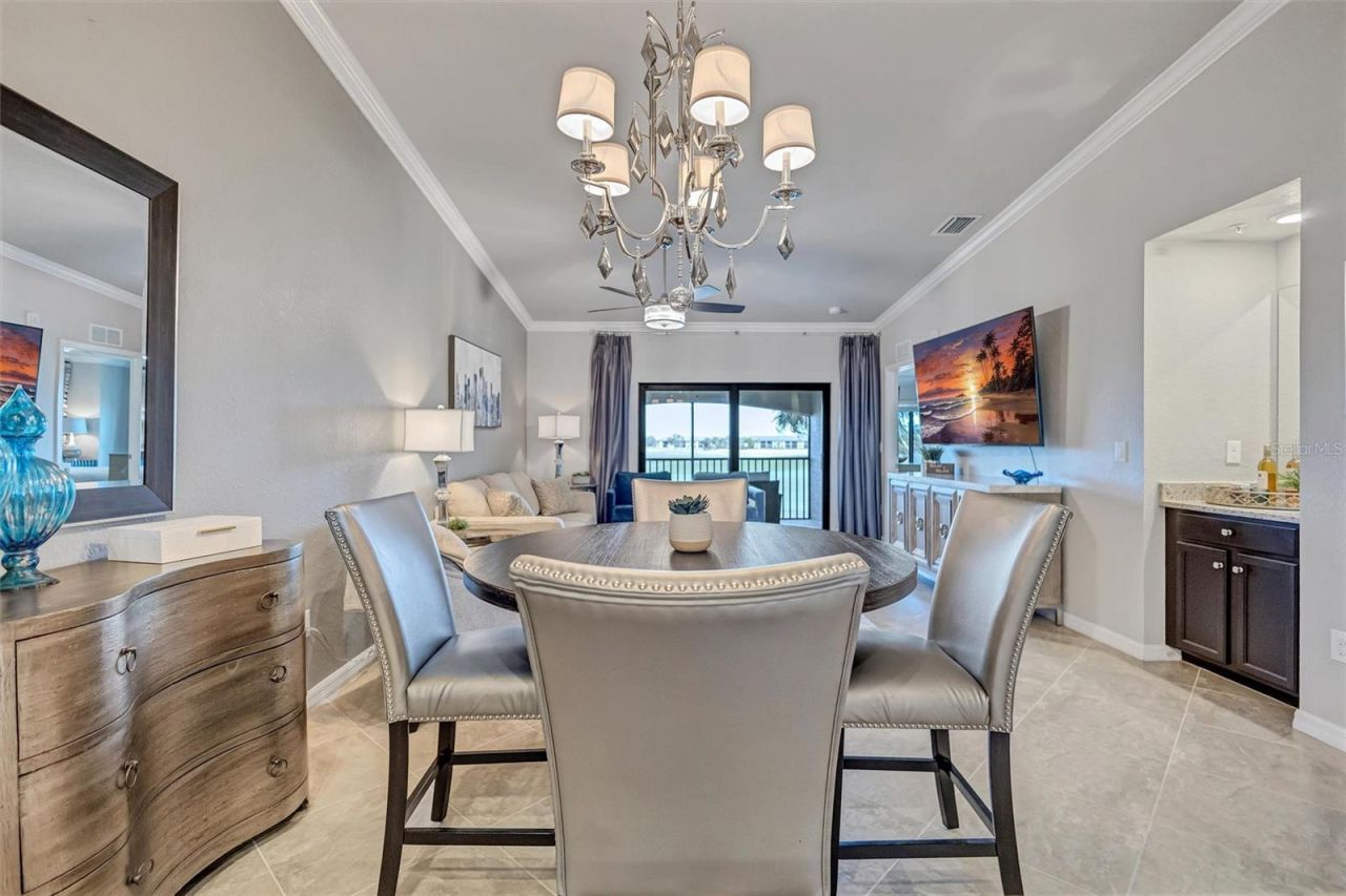 5548 Palmer Circle, Unit 205, Bradenton, FL 34211 Photo