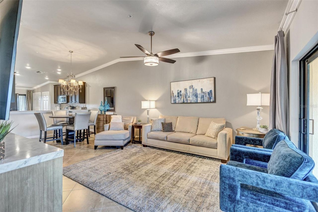 5548 Palmer Circle, Unit 205, Bradenton, FL 34211 Photo