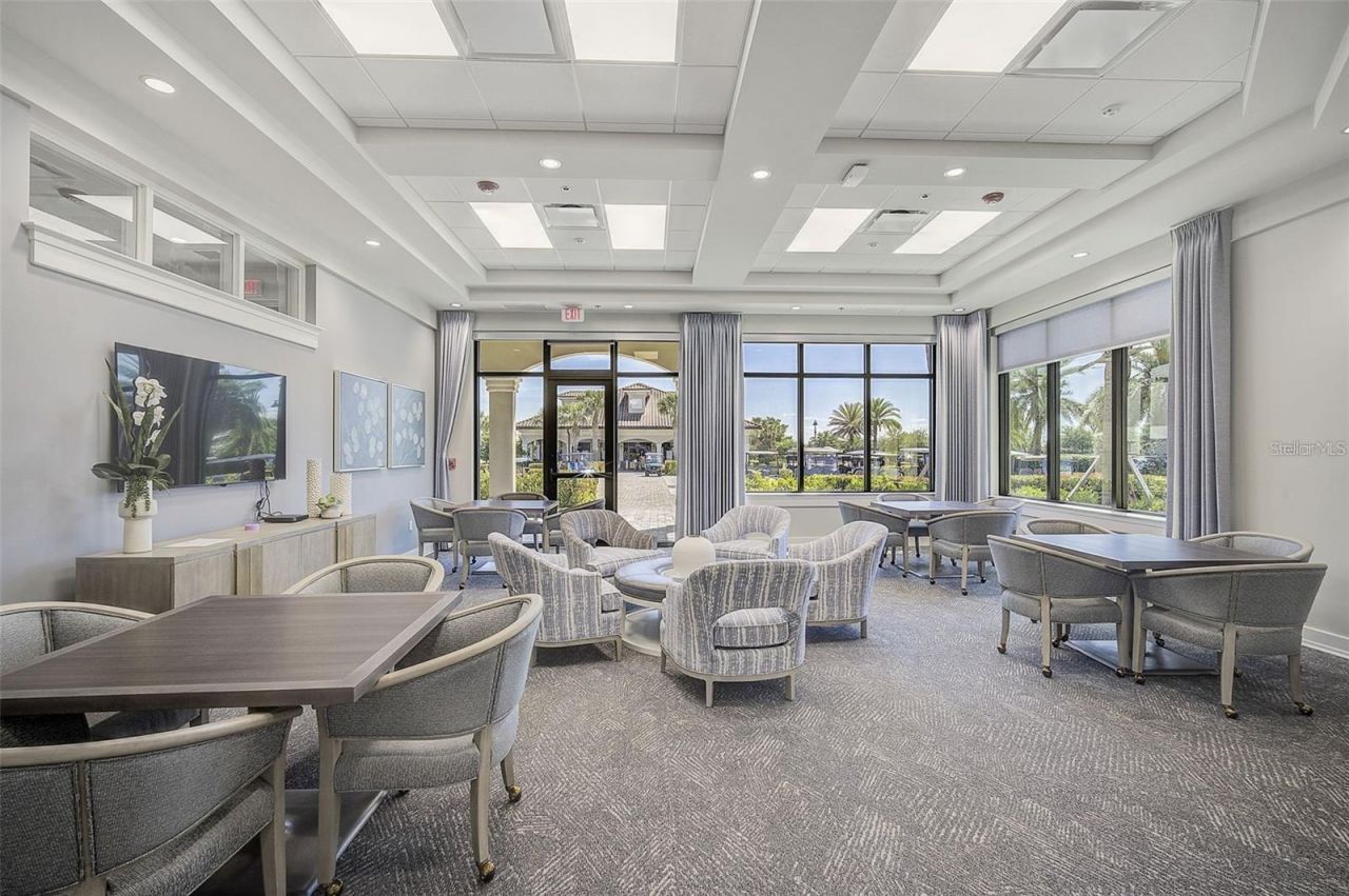 5548 Palmer Circle, Unit 205, Bradenton, FL 34211 Photo