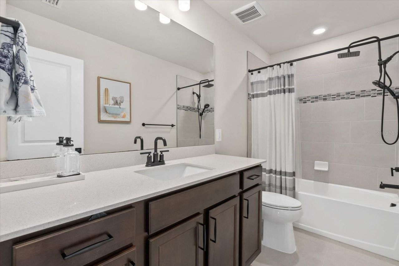 5876 Silverside Pine Court, Lakewood Ranch, FL 34211 Photo