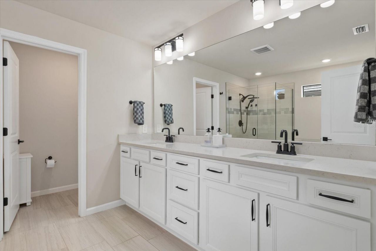 5876 Silverside Pine Court, Lakewood Ranch, FL 34211 Photo