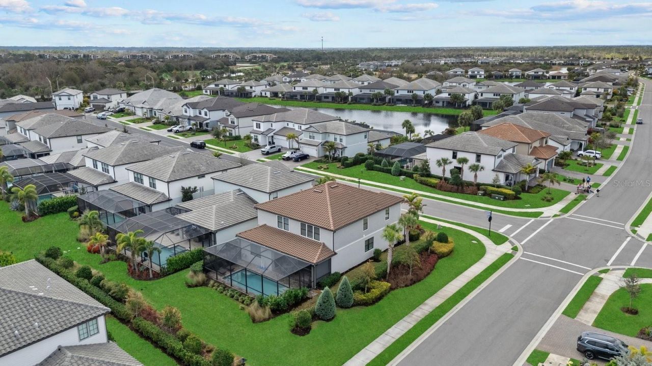 5876 Silverside Pine Court, Lakewood Ranch, FL 34211 Photo