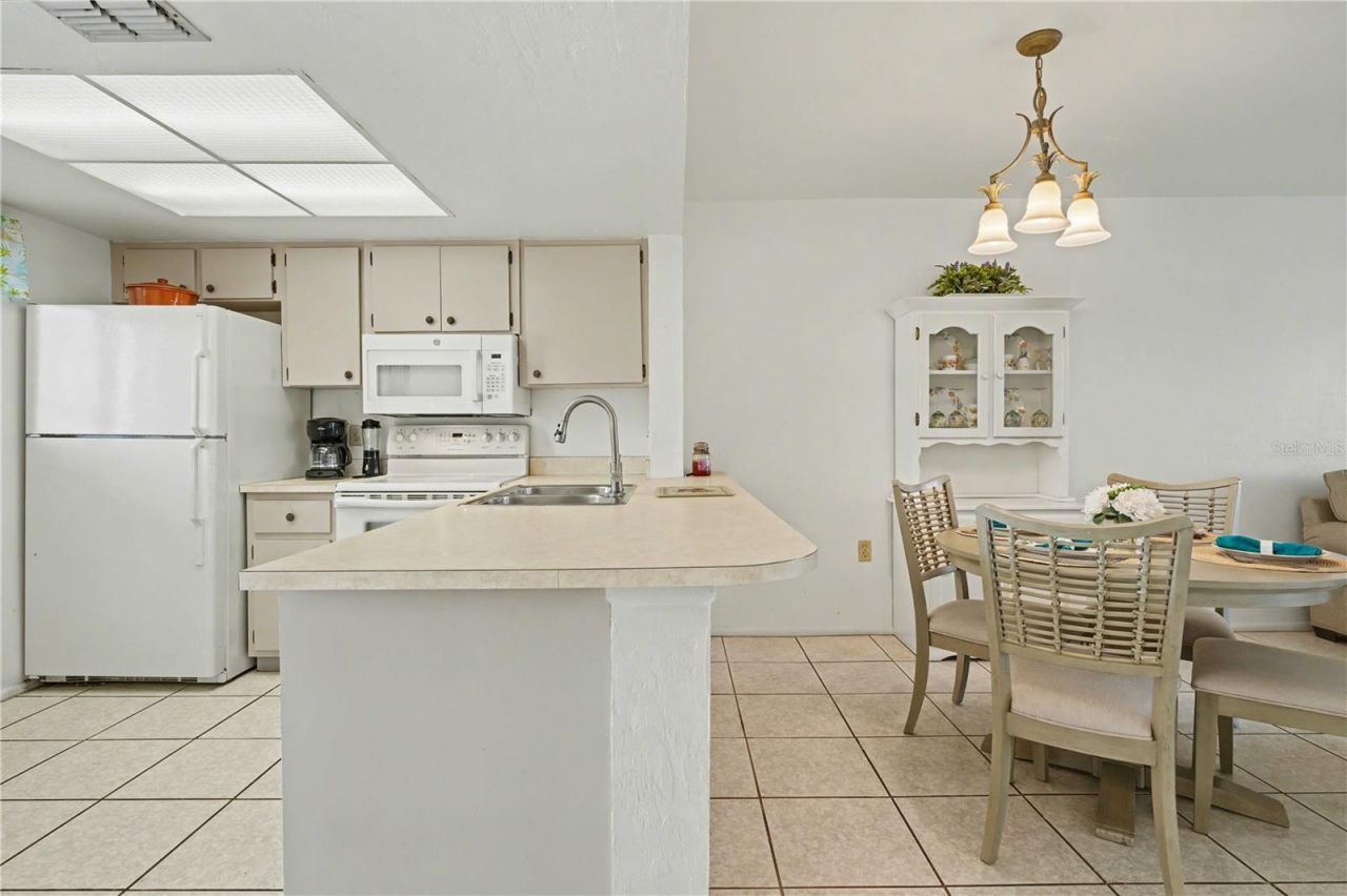 25225 Rampart Boulevard, Unit 1606, Punta Gorda, FL 33983 Photo