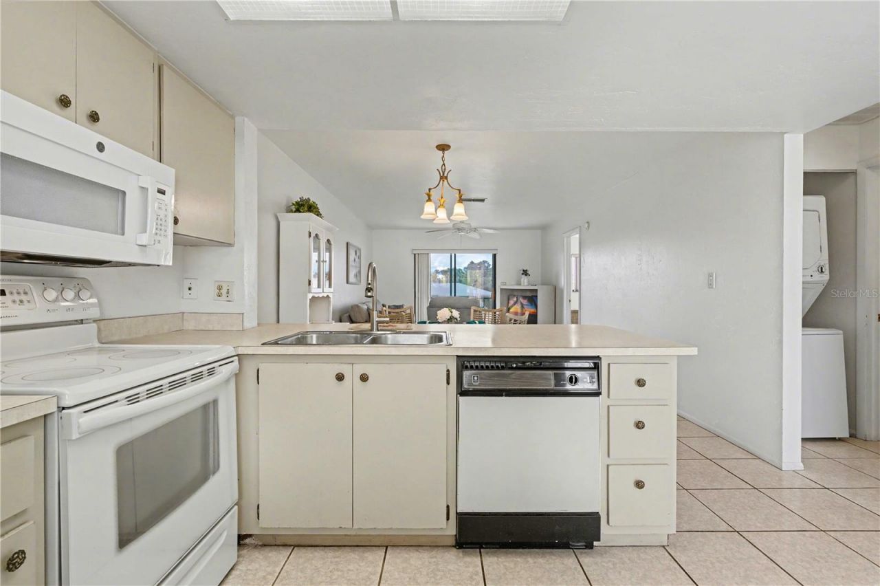 25225 Rampart Boulevard, Unit 1606, Punta Gorda, FL 33983 Photo