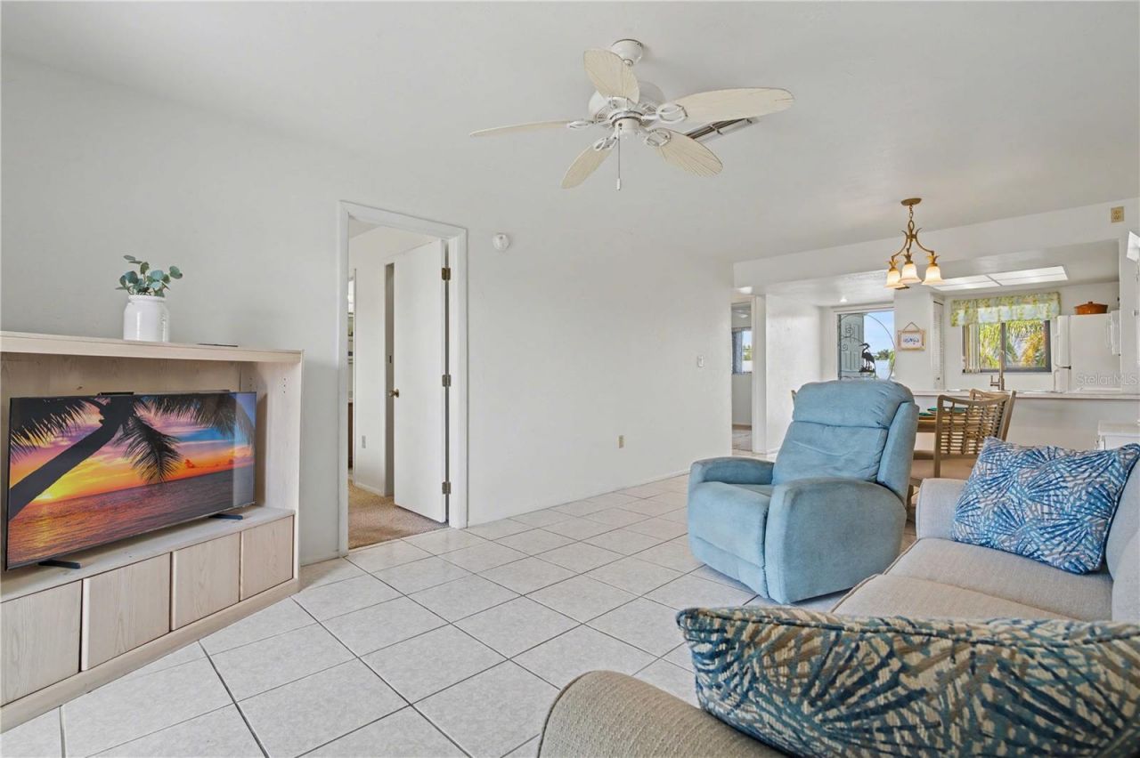 25225 Rampart Boulevard, Unit 1606, Punta Gorda, FL 33983 Photo