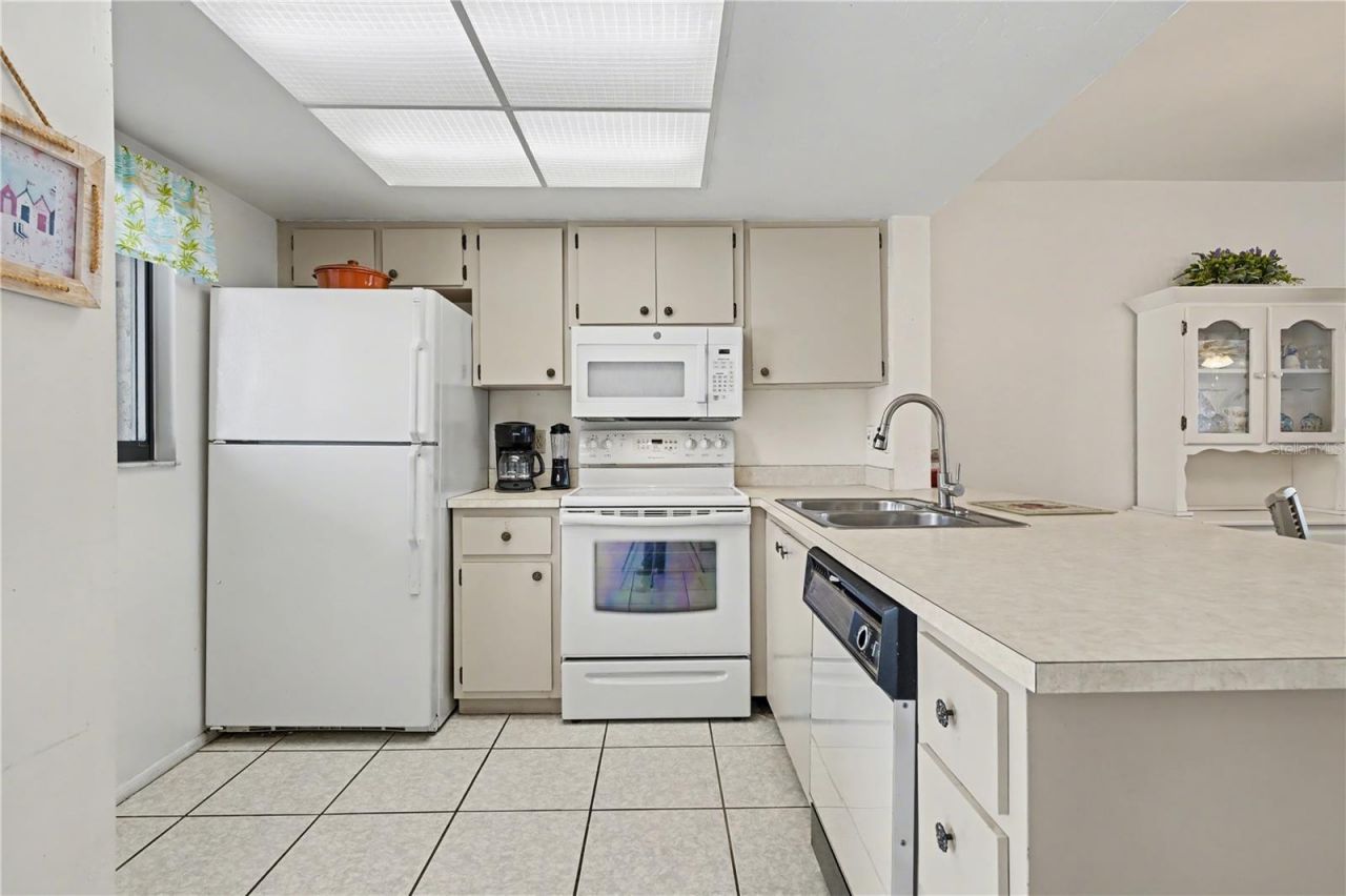 25225 Rampart Boulevard, Unit 1606, Punta Gorda, FL 33983 Photo