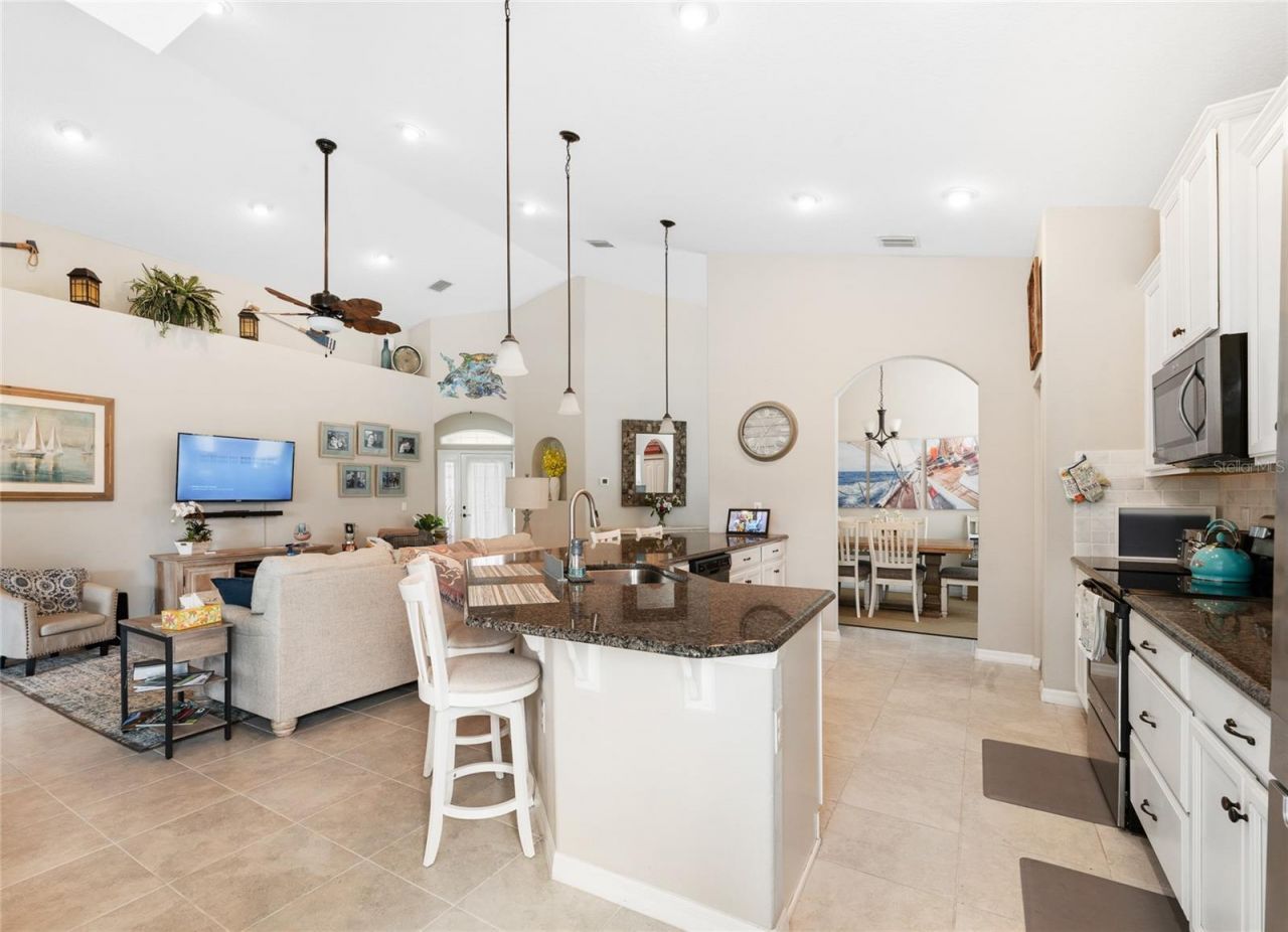 107 Park Place Circle, Palm Coast, FL 32164 Photo