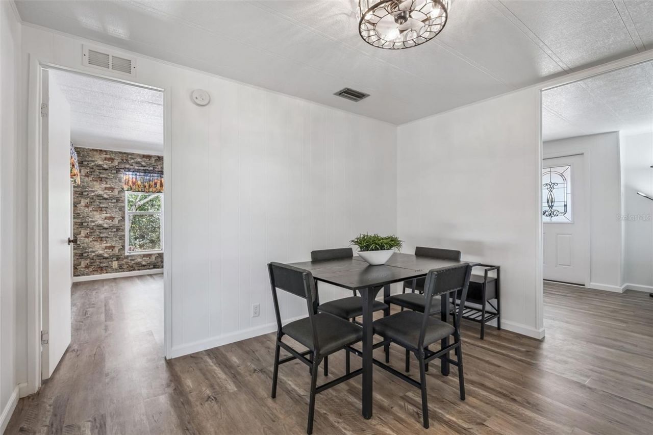 2156 Wax Myrtle Drive, Unit 1757, Zellwood, FL 32798 Photo