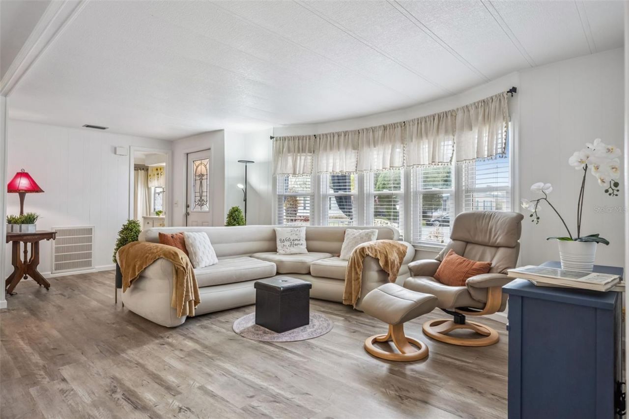 2156 Wax Myrtle Drive, Unit 1757, Zellwood, FL 32798 Photo