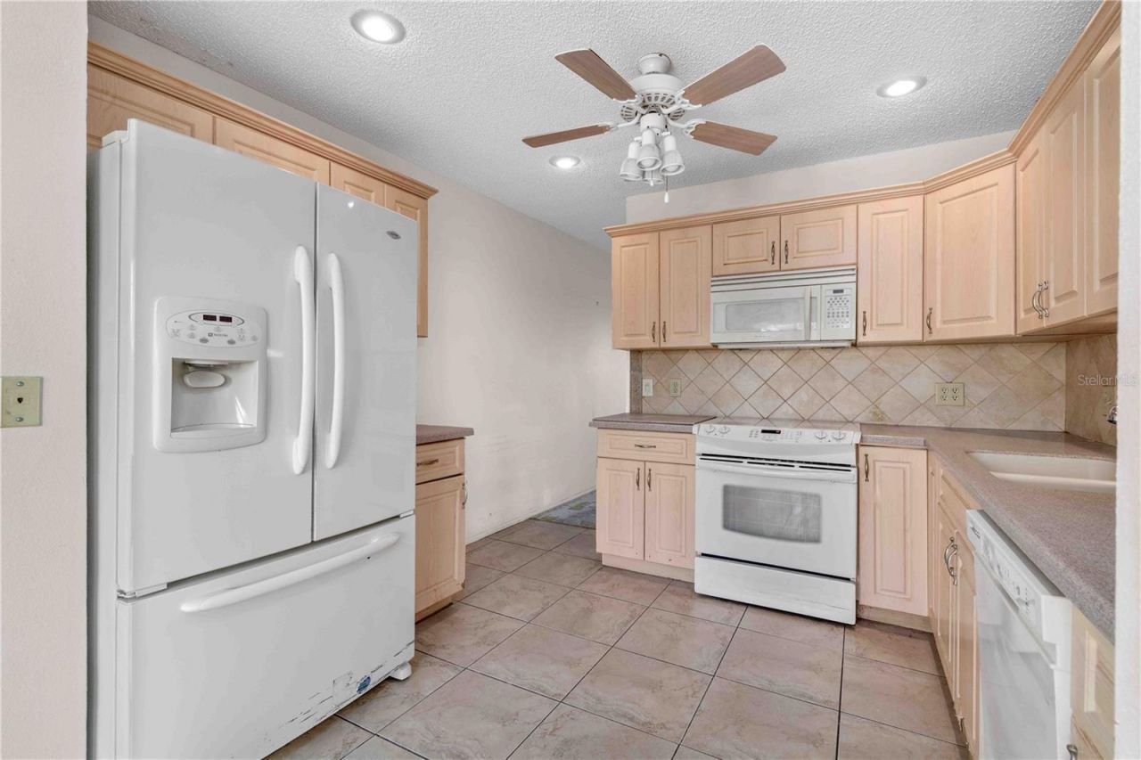 2284 Spanish Drive, Unit 50, Clearwater, FL 33763 Photo