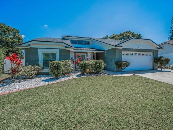 8904 BEELER DRIVE, TAMPA, FL 33626