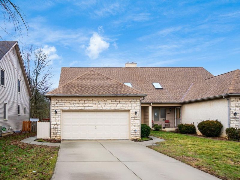 5935 Abbey Church Road, Dublin, OH 43017 Photo 1