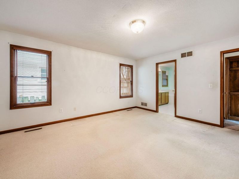 5935 Abbey Church Road, Dublin, OH 43017 Photo 8