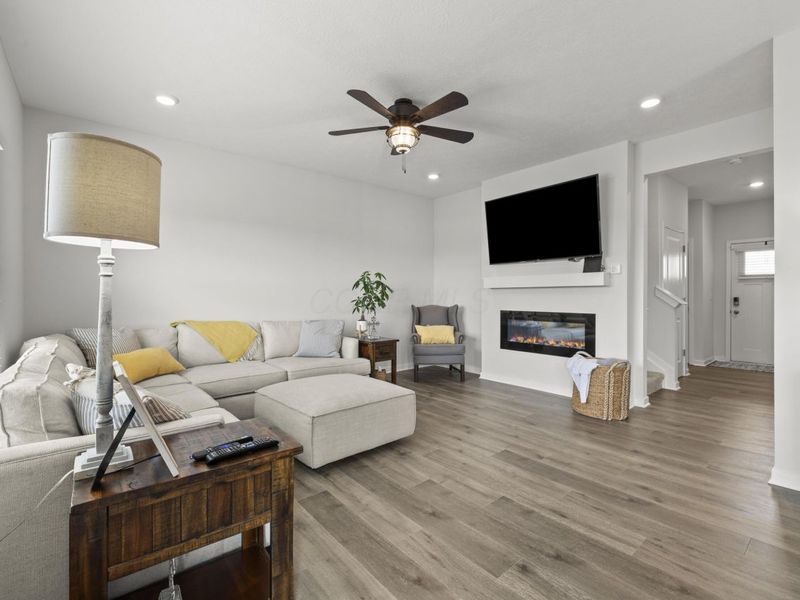 706 Leslie Drive , Plain City, OH 43064 Photo 10