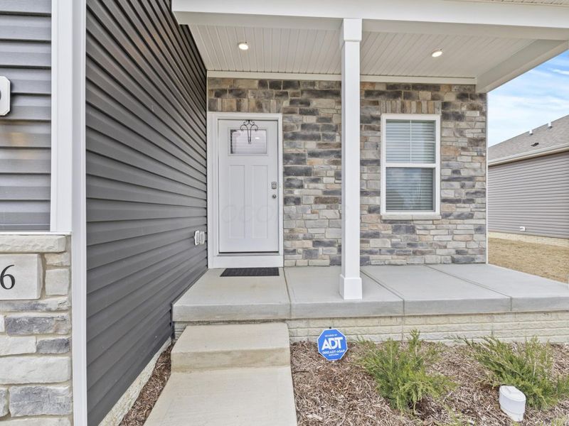 706 Leslie Drive , Plain City, OH 43064 Photo 4