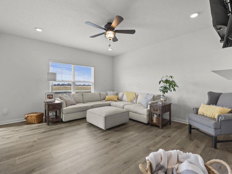 706 Leslie Drive , Plain City, OH 43064 Photo 8