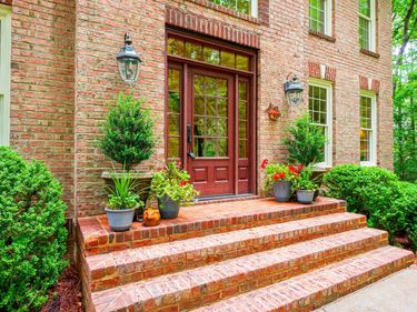 101 Collinson Drive, Chapel Hill, NC 27514