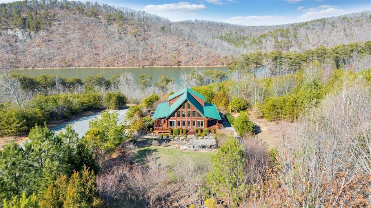 840 Greenberry Dr, Pittsville, VA 24139 Main Photo