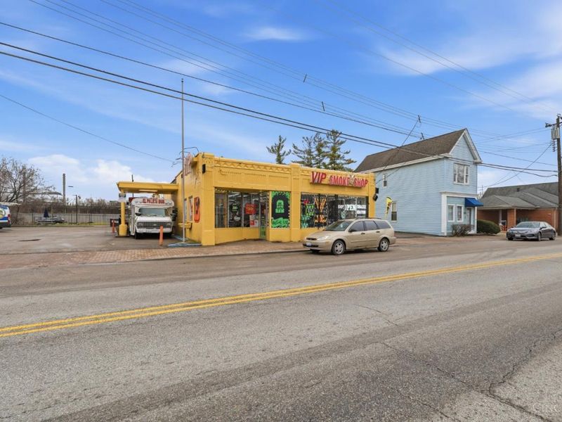 7014 Vine Street, Cincinnati, OH 45216 Photo 1