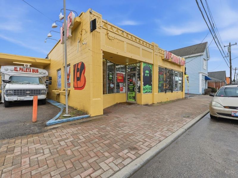 7014 Vine Street, Cincinnati, OH 45216 Photo 2