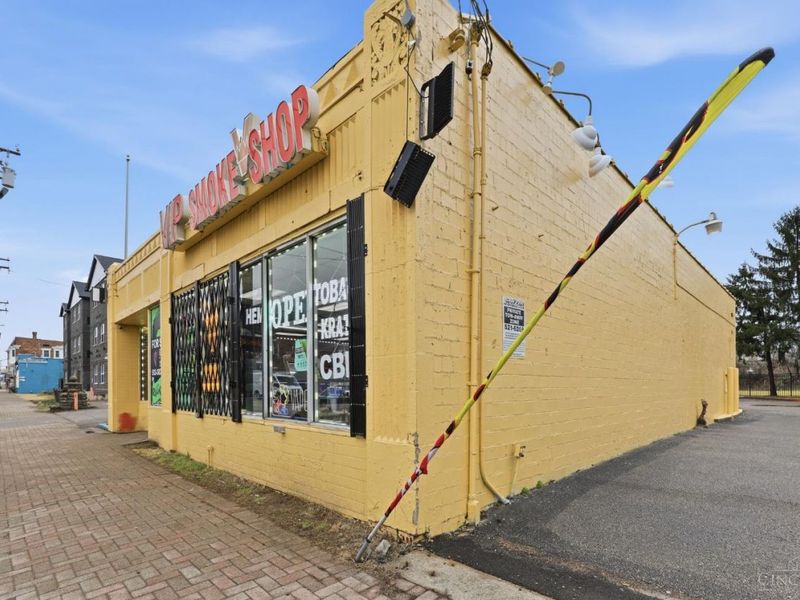 7014 Vine Street, Cincinnati, OH 45216 Photo 3