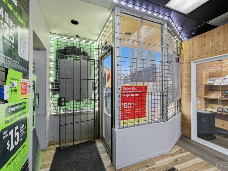 7014 Vine Street, Cincinnati, OH 45216 Photo 6