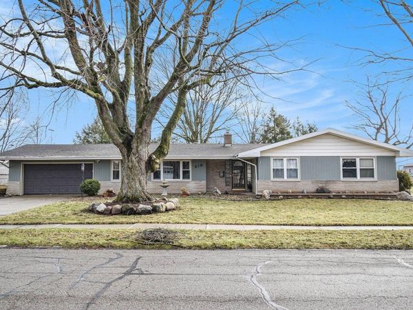 516 S Shumaker Drive, Bremen, IN 46506